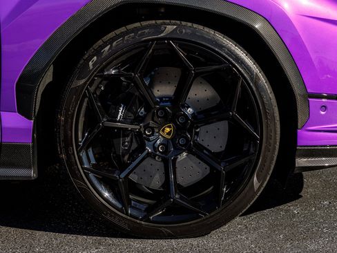 Used 2024 Lamborghini Urus Performante image 28