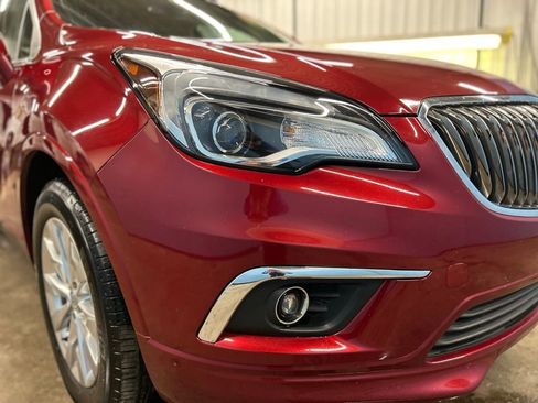 Used 2017 Buick Envision Essence image 2