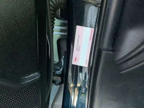 Used 2018 Toyota Corolla LE FWD image 21