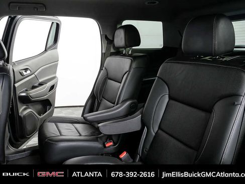 Used 2023 GMC Acadia SLT image 21