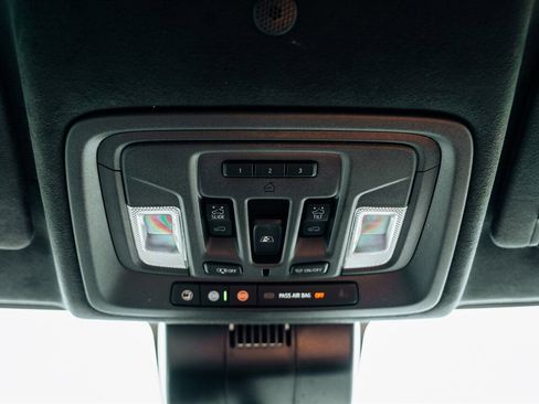 Used 2023 GMC Sierra 1500 Denali Ultimate image 34