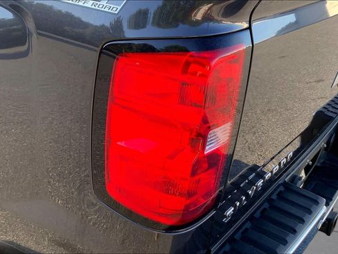 Used 2015 Chevrolet Silverado 1500 LTZ Z71 w/ LTZ Plus Package AWD/4WD image 27