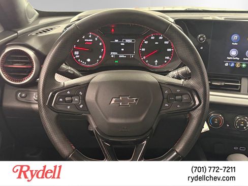 Used 2024 Chevrolet Trax RS w/ Driver Confidence Package FWD image 13
