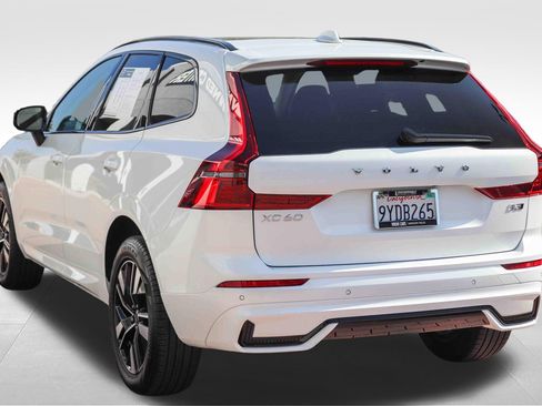 Used 2026 Volvo XC60 B5 Core AWD/4WD image 5