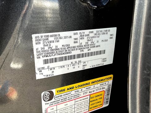 Used 2019 Ford Expedition XLT image 19