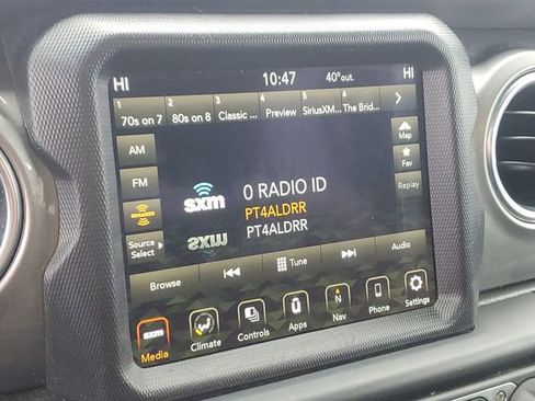 Used 2021 Jeep Wrangler Unlimited Sahara w/ Uconnect 4C Nav & Sound Group image 12