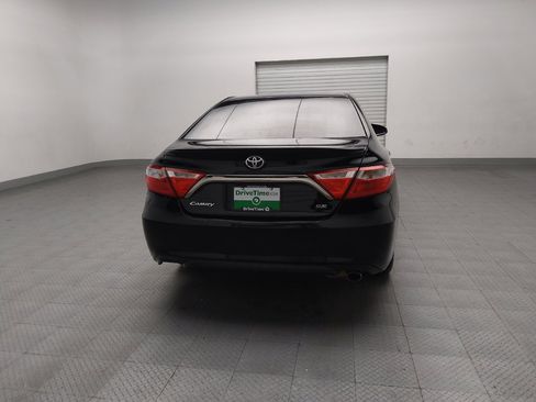 Used 2017 Toyota Camry SE image 7