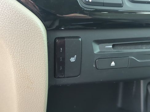 Used 2022 Honda Pilot Touring image 29