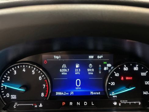 Used 2023 Ford Explorer XLT w/ Equipment Group 202A AWD/4WD image 17