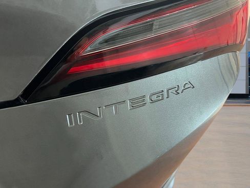 New 2025 Acura Integra image 5