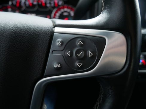 Used 2015 GMC Sierra 1500 SLE w/ SLE Value Package image 19