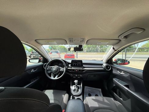 Used 2020 Kia Forte LXS image 10