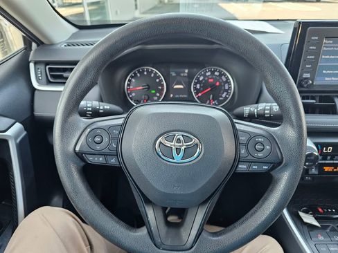 Used 2019 Toyota RAV4 XLE w/ Convenience Package image 21