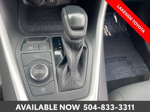 Certified 2025 Toyota RAV4 LE AWD/4WD image 32