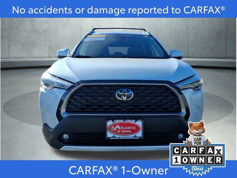 Certified 2023 Toyota Corolla Cross XLE w/ Convenience Package image 2