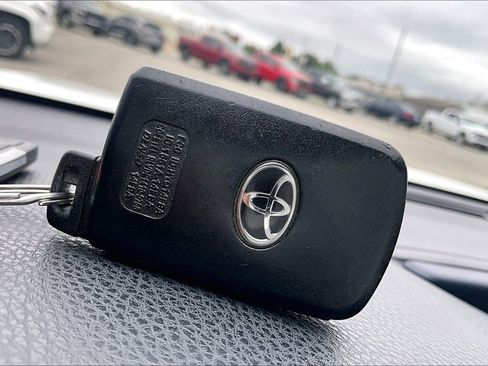Used 2019 Toyota Highlander Limited AWD/4WD image 13