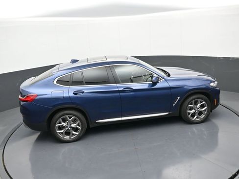 Used 2025 BMW X4 xDrive30i image 36