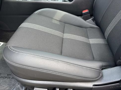 Certified 2025 MAZDA CX-50 AWD 2.5 S w/ Premium Package image 26