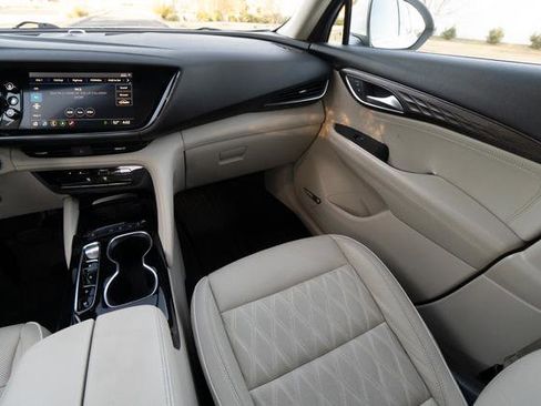 Used 2021 Buick Envision Avenir w/ Technology Package II image 13