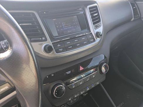 Used 2017 Hyundai Tucson Night AWD/4WD image 10