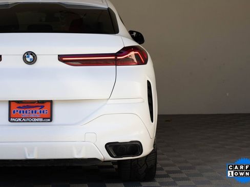 Used 2022 BMW X6 M50i w/ Premium Package image 11