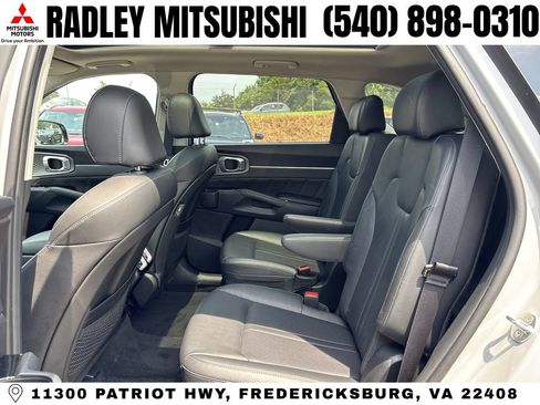 Used 2023 Kia Sorento SX FWD image 16