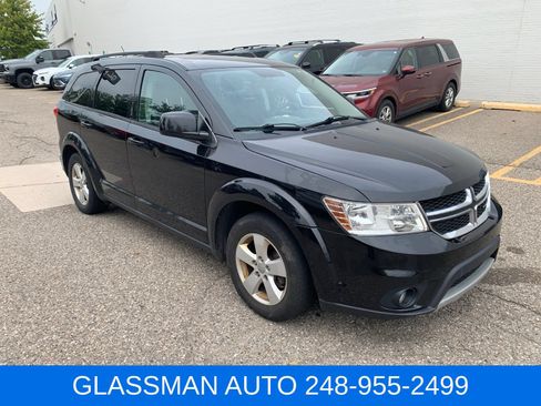 Used 2012 Dodge Journey SXT FWD image 1