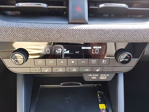 New 2026 Subaru Outback Premium AWD/4WD image 33
