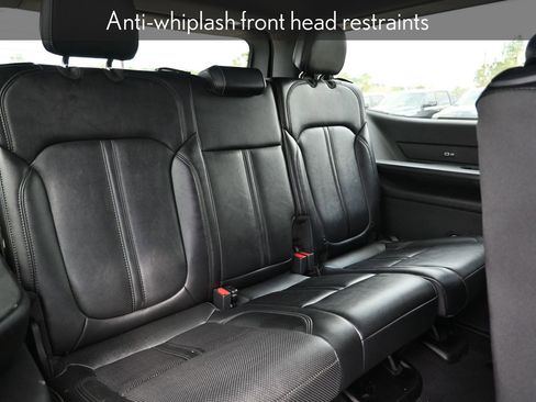 Used 2024 Jeep Wagoneer Series II w/ Flexible Seating Group image 31