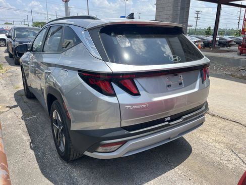 Used 2025 Hyundai Tucson SEL FWD image 5