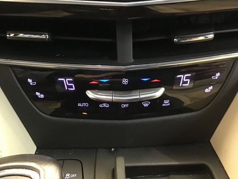 Used 2020 Cadillac CT6 Luxury image 34