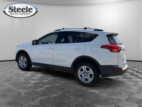 Used 2013 Toyota RAV4 LE image 3