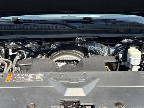 Used 2018 Chevrolet Silverado 1500 LT w/ All Star Edition AWD/4WD image 34