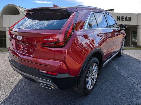 Certified 2022 Cadillac XT4 Premium Luxury w/ Enhanced Visibility Package image 6