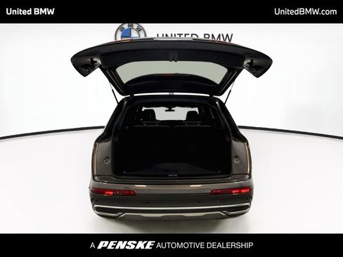 Used 2021 Audi Q7 2.0T Premium w/ Convenience Package AWD/4WD image 15