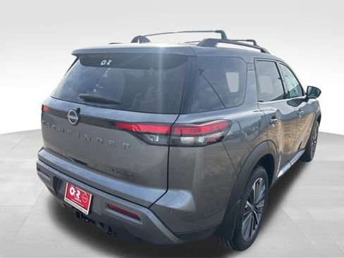 New 2026 Nissan Pathfinder Platinum w/ Cargo Package AWD/4WD image 5
