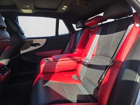 Used 2022 Lexus LS 500 F Sport image 19