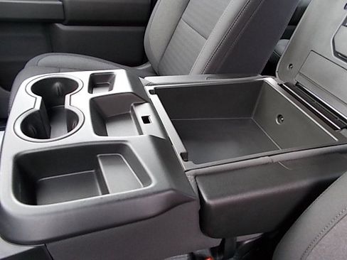 Used 2024 Chevrolet Silverado 1500 W/T w/ Z71 Off-Road Package image 20