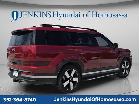 Used 2024 Hyundai Santa Fe Limited FWD image 4