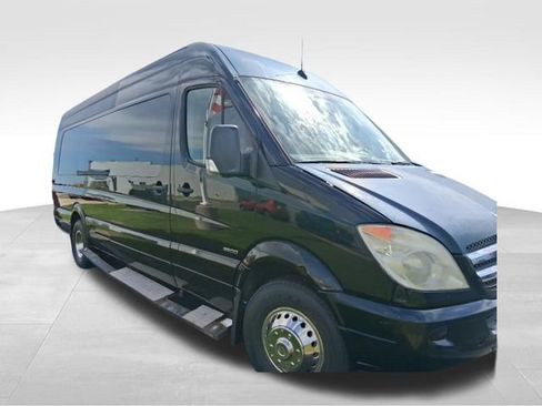Used 2012 Mercedes-Benz Sprinter 3500 image 3