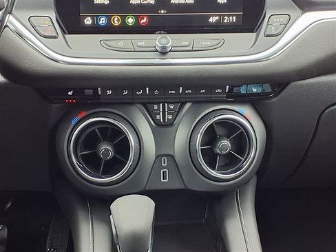 New 2026 Chevrolet Blazer LT image 9