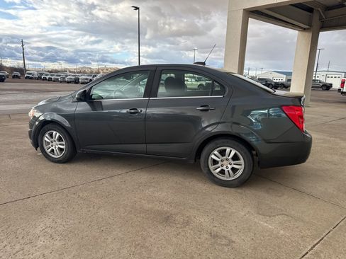 Used 2016 Chevrolet Sonic LT image 2