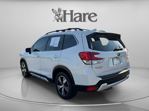 Used 2020 Subaru Forester Touring AWD/4WD image 3