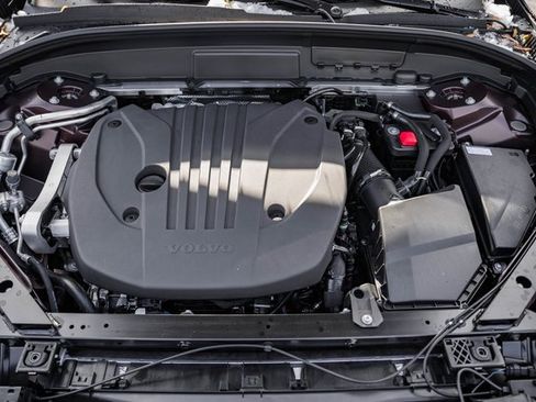 New 2026 Volvo XC60 B5 Ultra w/ Protection Package Premier image 19