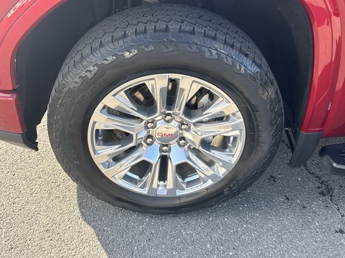 Used 2022 GMC Sierra 1500 Denali w/ Technology Package image 10