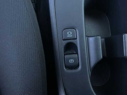 Used 2025 Toyota Corolla LE FWD image 20
