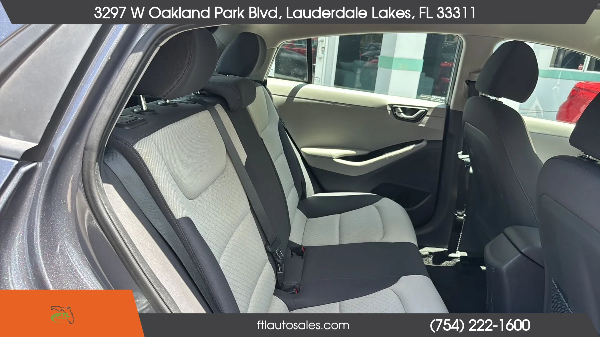 Used 2018 Hyundai Ioniq Blue FWD image 30