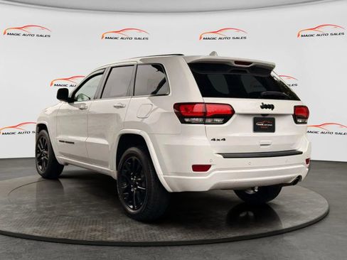 Used 2020 Jeep Grand Cherokee Altitude image 9