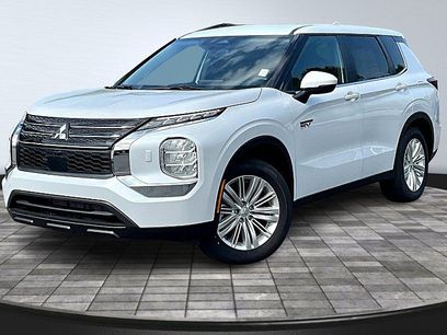 Used 2024 Mitsubishi Outlander ES