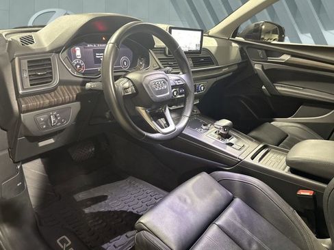 Used 2019 Audi Q5 2.0T Premium Plus w/ Premium Plus Package image 11